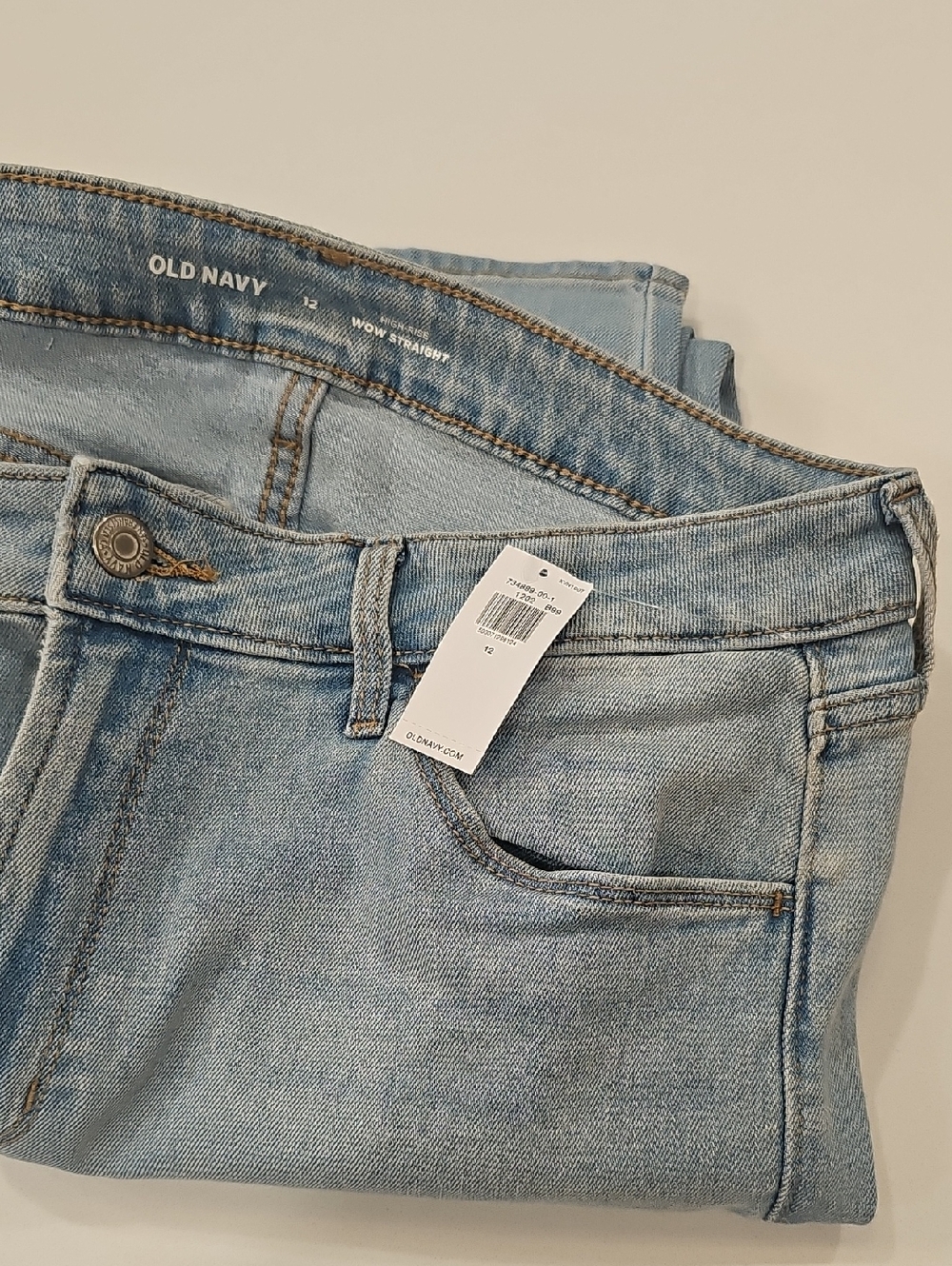 Old Navy Women’s High Rise Straight-Leg Jeans